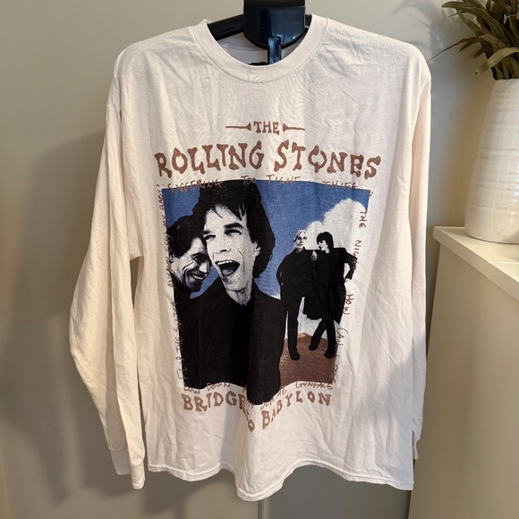NWOT Rolling Stones Bridges To Babylon Graphic Long Sleeve Tee - Picture 5 of 5